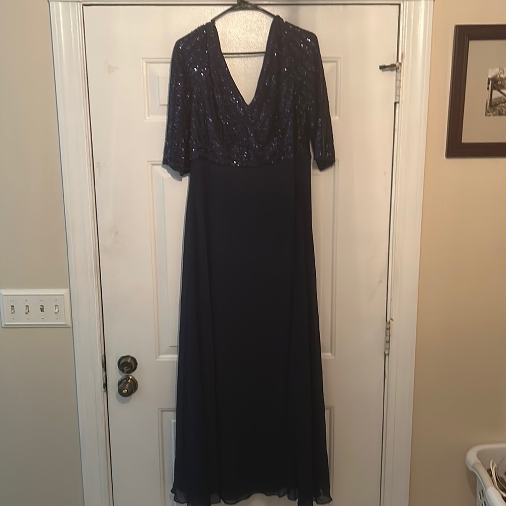 Evening dress navy blue ever pretty brand